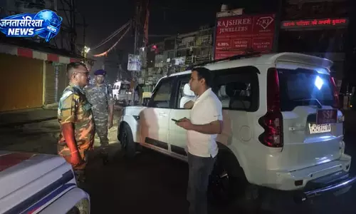 रांची में SSP का देर रात औचक निरीक्षण, सुरक्षा व्यवस्था परखी रांची में SSP का देर रात औचक निरीक्षण, सुरक्षा व्यवस्था परखी