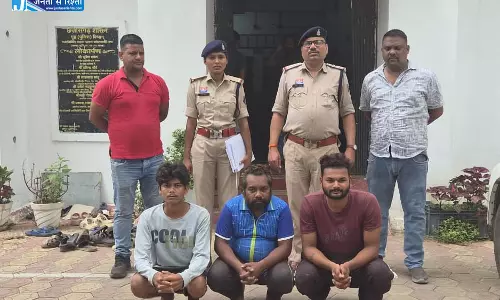 शराब भट्ठी के पास पैसे मांगकर मारपीट, 3 आरोपी चंद घंटों में गिरफ्तार शराब भट्ठी के पास पैसे मांगकर मारपीट, 3 आरोपी चंद घंटों में गिरफ्तार