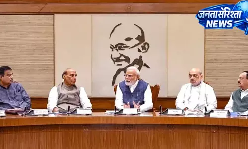 कैबिनेट के बड़े फैसले, ₹2.19 लाख करोड़ के पैकेज को मंजूरी कैबिनेट के बड़े फैसले, ₹2.19 लाख करोड़ के पैकेज को मंजूरी
