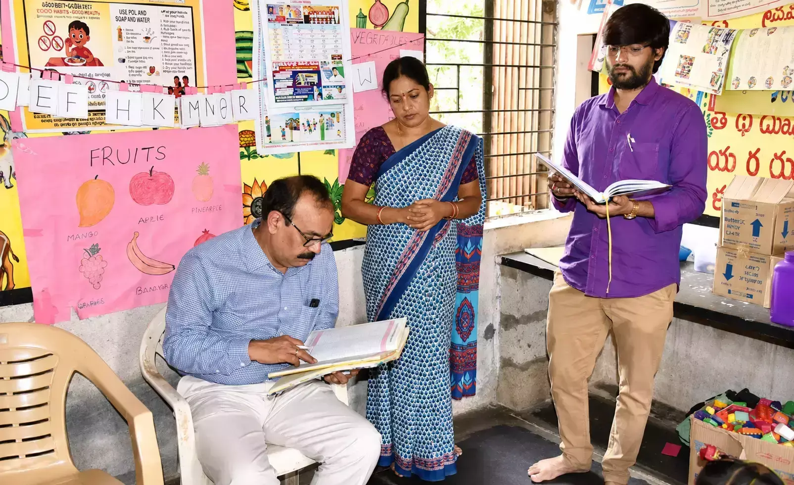 Andhra: खाद्य आयोग ने आंगनवाड़ियों में घटिया गुणवत्ता वाले अंडों के खिलाफ कार्रवाई का निर्देश दिया