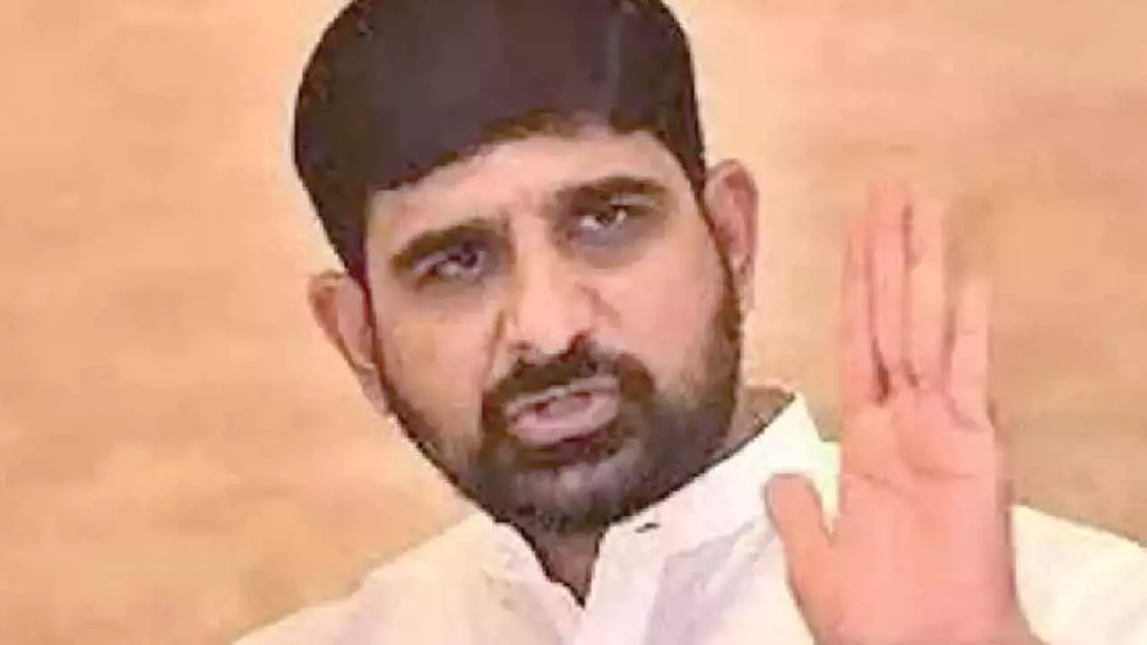Telangana: विधानसभा की एथिक्स कमिटी कौशिक रेड्डी मामले की जांच करेगी Telangana: विधानसभा की एथिक्स कमिटी कौशिक रेड्डी मामले की जांच करेगी