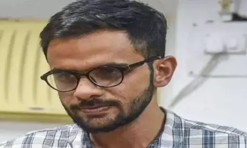 जेल में परिवार से जुड़ सकेंगे उमर खालिद, हफ्ते में दो बार वीडियो कॉल जेल में परिवार से जुड़ सकेंगे उमर खालिद, हफ्ते में दो बार वीडियो कॉल