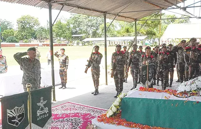 चुमौकेदिमा में IED ब्लास्ट के बावजूद DGAR का शांति आह्वान चुमौकेदिमा में IED ब्लास्ट के बावजूद DGAR का शांति आह्वान