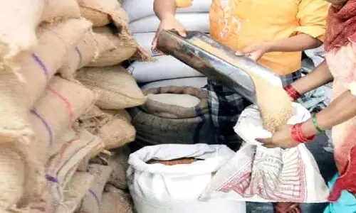 मानसून में राहत, राशन डीलरों को 3 महीने का अनाज देने के निर्देश