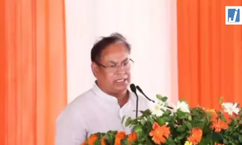 राहुल गांधी के दौरे से पहले कांग्रेस विधायक ने की सीएम धामी की तारीफ