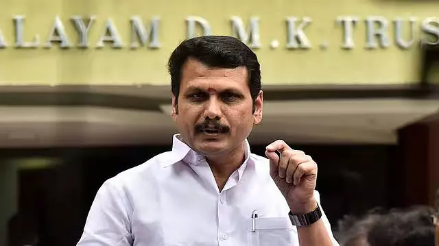 Tamil Nadu : विधायकों से कथित संपर्क मामले में सेंथिल बालाजी की बढ़ीं मुश्किलें Tamil Nadu : विधायकों से कथित संपर्क मामले में सेंथिल बालाजी की बढ़ीं मुश्किलें