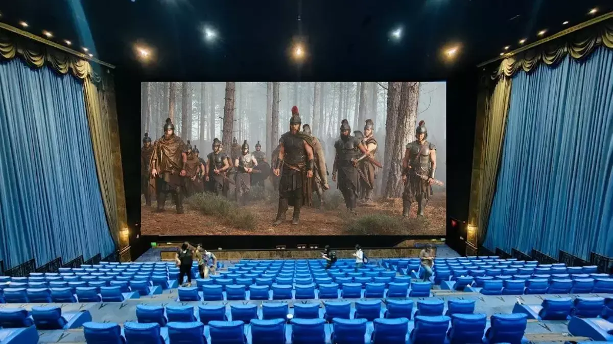 द ओडिसी की IMAX टिकट ₹3100 तक, फिर भी भारतीय दर्शकों को नहीं मिलेगा असली IMAX अनुभव द ओडिसी की IMAX टिकट ₹3100 तक, फिर भी भारतीय दर्शकों को नहीं मिलेगा असली IMAX अनुभव