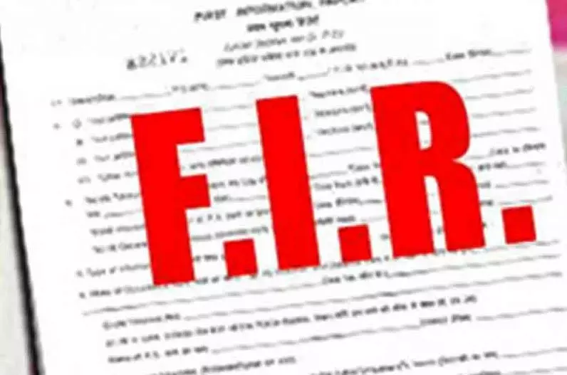 महिला डॉक्टर दहेज के लिए प्रताड़ित, ससुराल वालों के लिए FIR दर्ज महिला डॉक्टर दहेज के लिए प्रताड़ित, ससुराल वालों के लिए FIR दर्ज