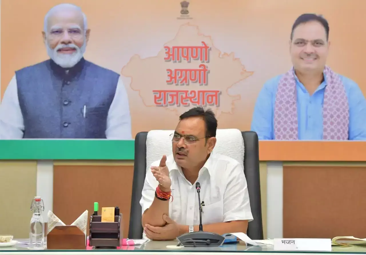 Jaipur: राजस्थान में बड़ा प्रशासनिक एक्शन, दो आरपीएस समेत जेल सेवा अधिकारी पर कार्रवाई Jaipur: राजस्थान में बड़ा प्रशासनिक एक्शन, दो आरपीएस समेत जेल सेवा अधिकारी पर कार्रवाई