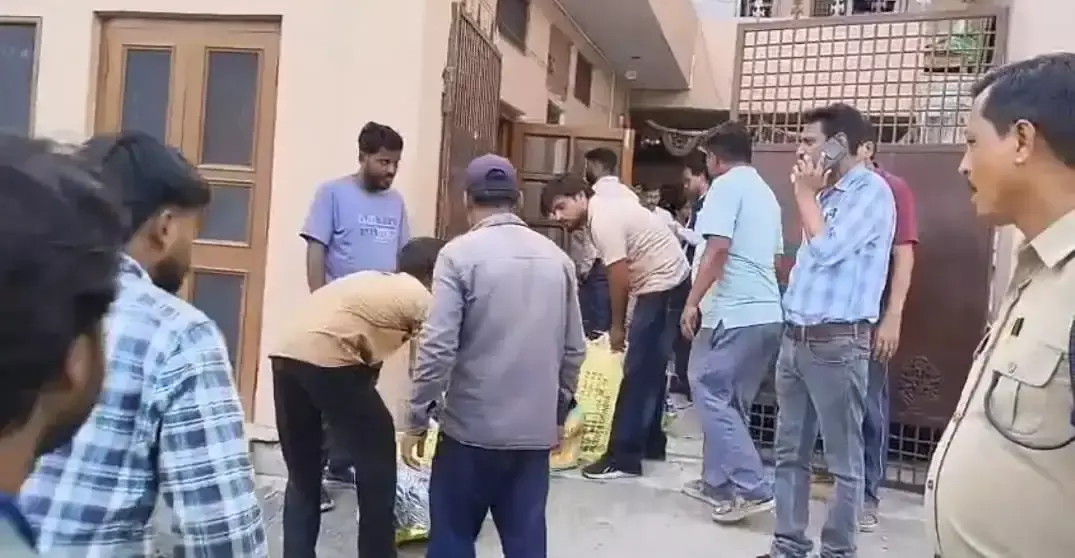 Haridwar: नगर प्रशासन की कार्रवाई, प्रतिबंधित प्लास्टिक रखने पर लगाया एक लाख का जुर्माना Haridwar: नगर प्रशासन की कार्रवाई, प्रतिबंधित प्लास्टिक रखने पर लगाया एक लाख का जुर्माना