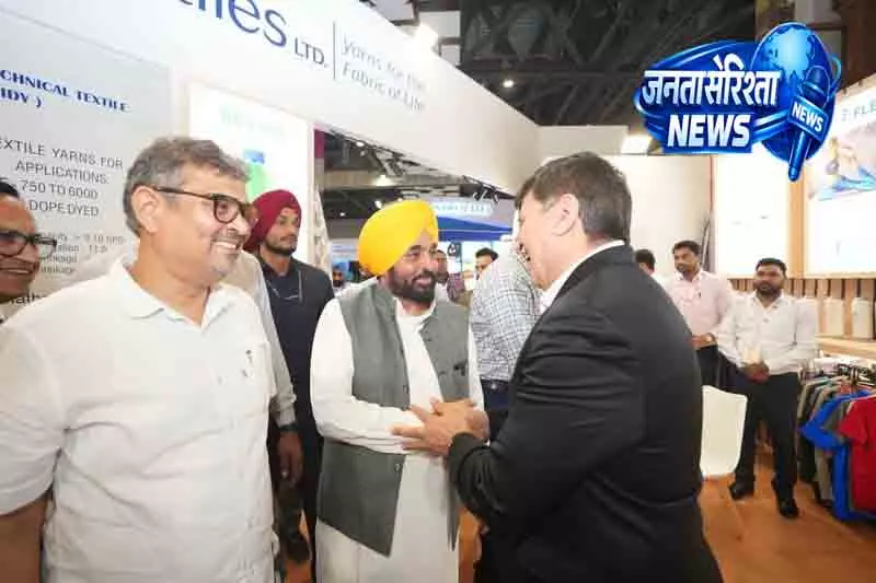 Punjab का कपड़ा निर्यात 1.2 अरब डॉलर पार Punjab का कपड़ा निर्यात 1.2 अरब डॉलर पार