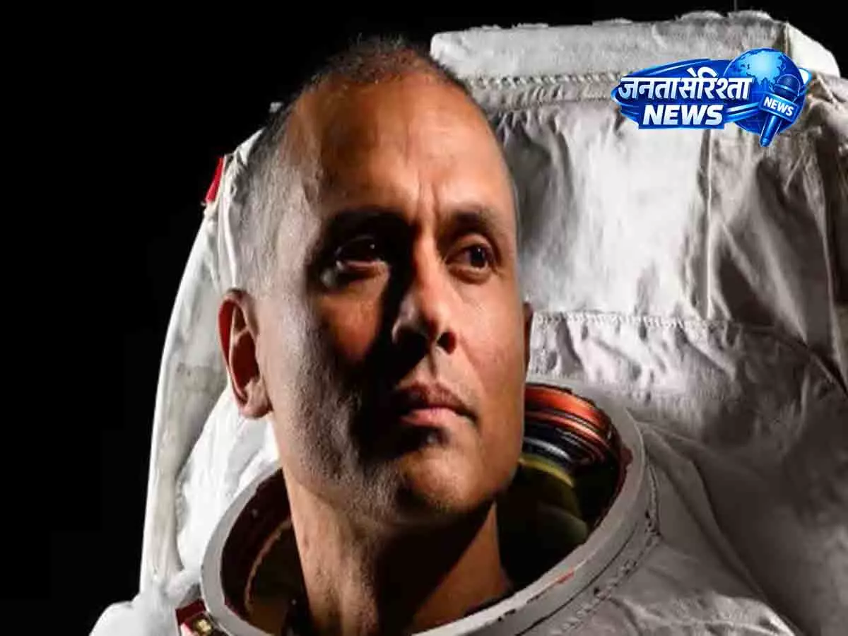 भारतीय मूल के NASA अंतरिक्ष यात्री अनिल मेनन स्पेस स्टेशन पहुंचे भारतीय मूल के NASA अंतरिक्ष यात्री अनिल मेनन स्पेस स्टेशन पहुंचे