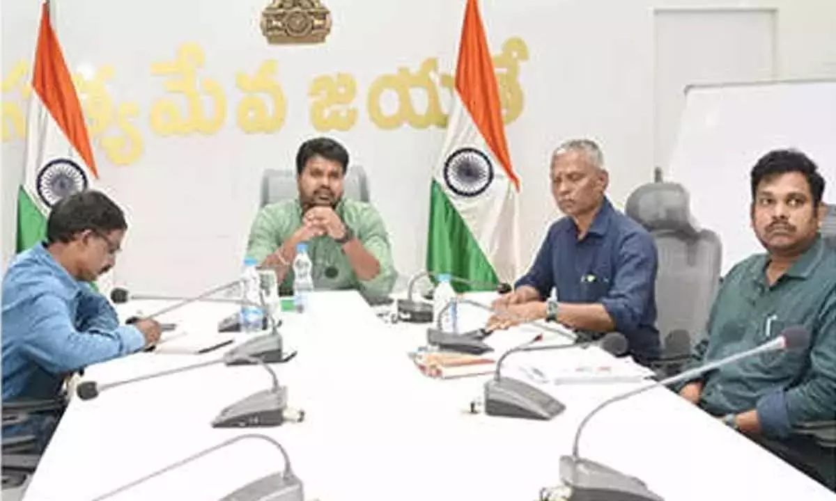Andhra: मामलों को सुलझाने में देरी पर अधिकारियों को चेतावनी दी गई Andhra: मामलों को सुलझाने में देरी पर अधिकारियों को चेतावनी दी गई