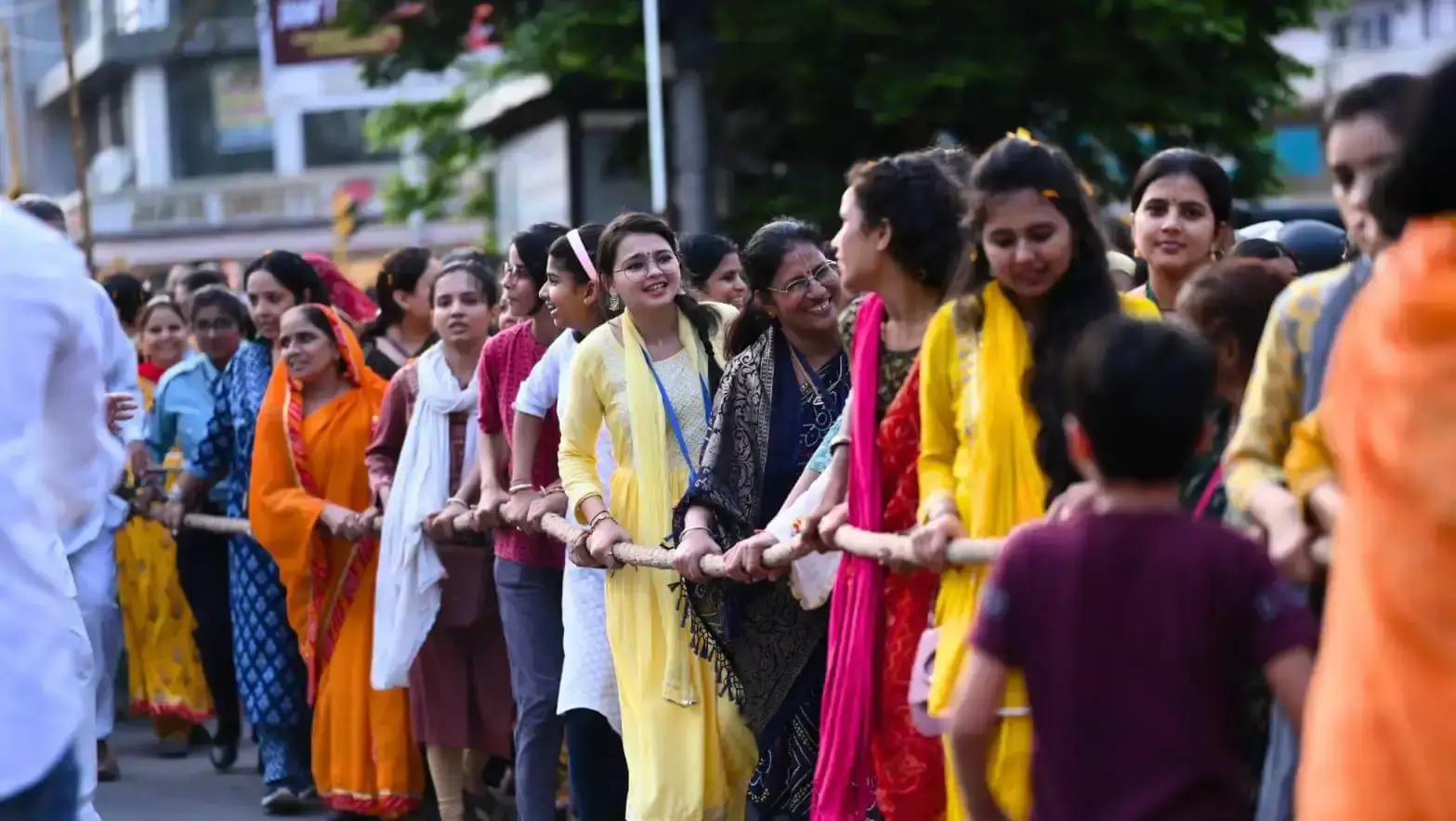 Jaipur: भगवान जगन्नाथ के लिए तैयार किया गया हाईटेक हाइड्रोलिक रथ Jaipur: भगवान जगन्नाथ के लिए तैयार किया गया हाईटेक हाइड्रोलिक रथ