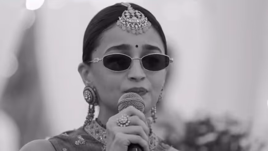 सहेली की शादी में रो पड़ीं आलिया भट्ट, बेस्ट फ्रेंड के लिए कही दिल छूने वाली बात सहेली की शादी में रो पड़ीं आलिया भट्ट, बेस्ट फ्रेंड के लिए कही दिल छूने वाली बात