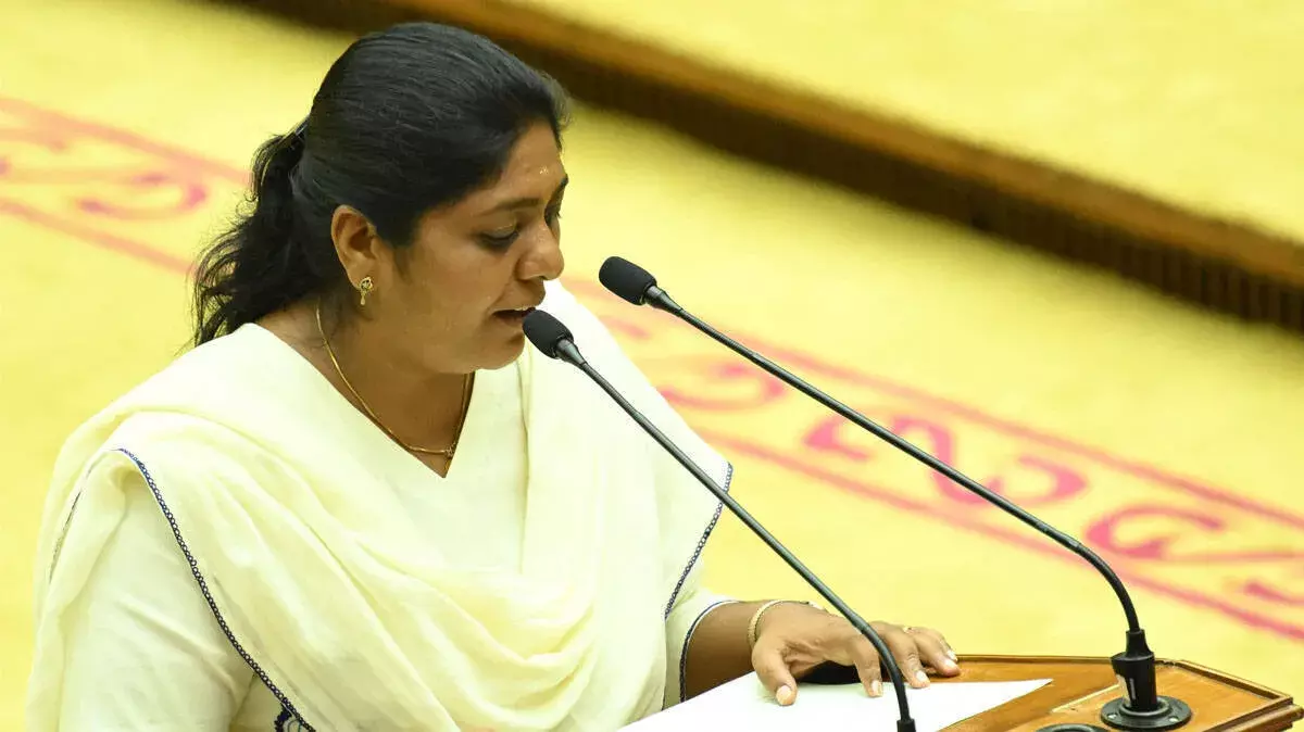 kerala: 3 करोड़ रुपये दोगे तो मंत्री बना दूंगा; MLA को मंत्री बनाने का फर्जी कॉल आया kerala: 3 करोड़ रुपये दोगे तो मंत्री बना दूंगा; MLA को मंत्री बनाने का फर्जी कॉल आया