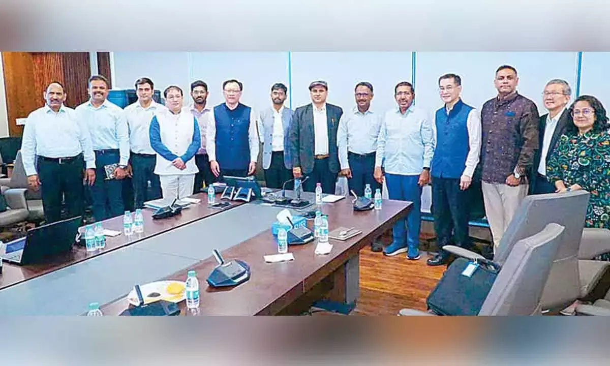 सिंगापुर का प्रतिनिधिमंडल आंध्र प्रदेश के रियल-टाइम गवर्नेंस मॉडल का अध्ययन कर रहा है सिंगापुर का प्रतिनिधिमंडल आंध्र प्रदेश के रियल-टाइम गवर्नेंस मॉडल का अध्ययन कर रहा है