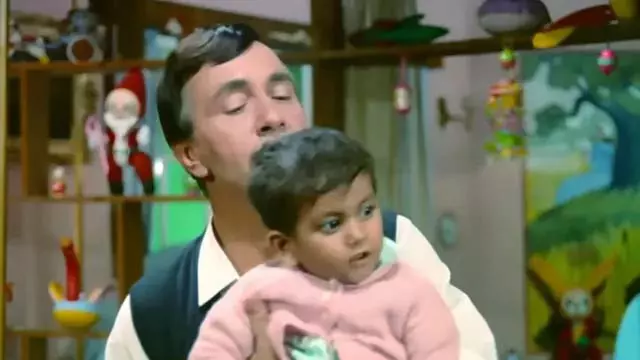बुढ़ापे में बेटे ने दिया दर्द, बेटियां बनीं सहारा बुढ़ापे में बेटे ने दिया दर्द, बेटियां बनीं सहारा