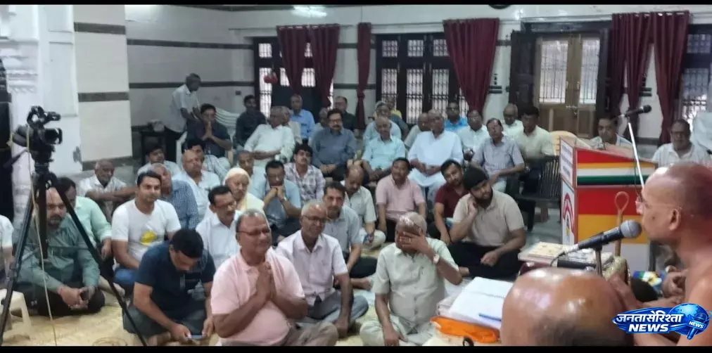 अहंकार छोड़ गुरु की शरण में आएं, मुनि अनुपम सागर ने बताया आत्मकल्याण का मार्ग अहंकार छोड़ गुरु की शरण में आएं, मुनि अनुपम सागर ने बताया आत्मकल्याण का मार्ग
