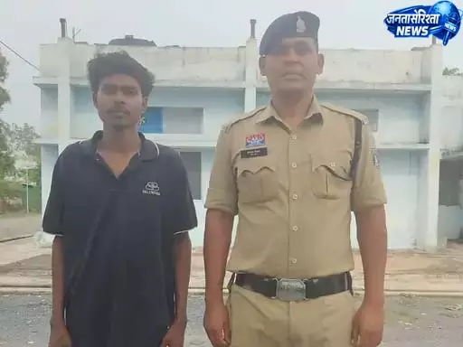 शादी समारोह के दौरान चाकूबाजी, रास्ता मांगने पर युवक पर ताबड़तोड़ हमला शादी समारोह के दौरान चाकूबाजी, रास्ता मांगने पर युवक पर ताबड़तोड़ हमला