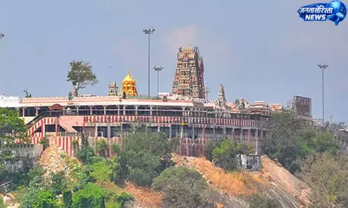 पलानी मुरुगन मंदिर की 100 करोड़ की जमीन पर HCका बड़ा फैसला पलानी मुरुगन मंदिर की 100 करोड़ की जमीन पर HCका बड़ा फैसला