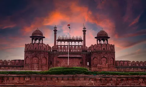 लाल किला 15 अगस्त तक बंद, स्वतंत्रता दिवस की तैयारी तेज लाल किला 15 अगस्त तक बंद, स्वतंत्रता दिवस की तैयारी तेज