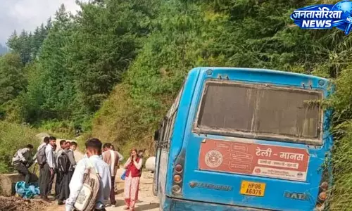 रामपुर में HRTC बस से धुआं उठा, टला बड़ा हादसा