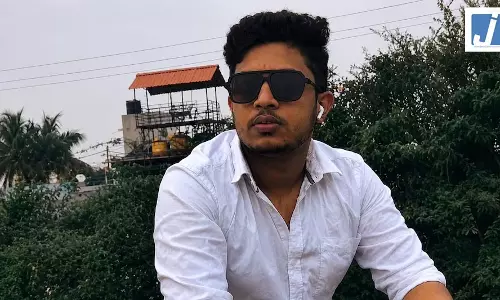 होटल की सर्विस लिफ्ट में सिर फंसने से युवक की मौत होटल की सर्विस लिफ्ट में सिर फंसने से युवक की मौत