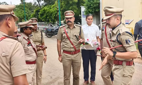 बलौदाबाजार-भाटापारा में नए SP राय गौरव रामप्रवेश ने संभाला पदभार बलौदाबाजार-भाटापारा में नए SP राय गौरव रामप्रवेश ने संभाला पदभार