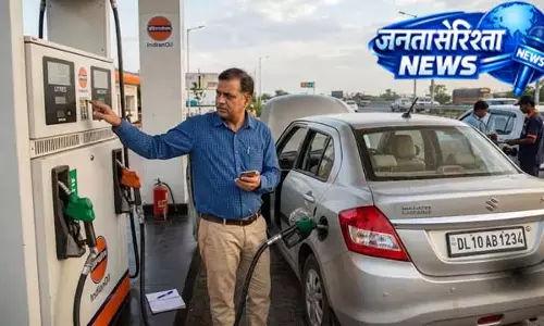 Car Mileage Tips: क्या डैशबोर्ड की स्क्रीन दिखाती है धोखा? जानिए अपनी गाड़ी का असली माइलेज नापने का 100% सटीक तरीका Car Mileage Tips: क्या डैशबोर्ड की स्क्रीन दिखाती है धोखा? जानिए अपनी गाड़ी का असली माइलेज नापने का 100% सटीक तरीका