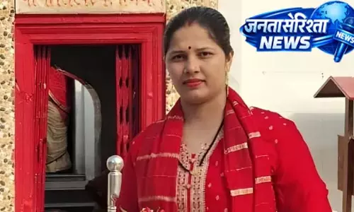 बलिया में संदिग्ध हालत में फंदे से लटकी मिली विवाहिता, भाई का आरोप- की गई हत्या बलिया में संदिग्ध हालत में फंदे से लटकी मिली विवाहिता, भाई का आरोप- की गई हत्या