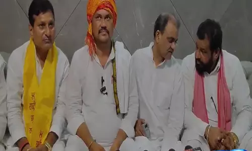 Meerut में करोड़ों की ठगी का मामला, ज्योति त्यागी पर लगे आरोप Meerut में करोड़ों की ठगी का मामला, ज्योति त्यागी पर लगे आरोप