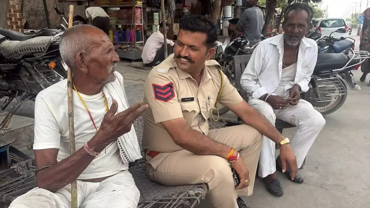 Ajmer: बुजुर्गों की मदद को आगे आई पुलिस, वरिष्ठ जन संबल कार्यक्रम बना सहारा
