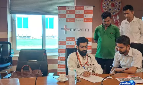 Medanta और असम भवन के सहयोग से निशुल्क स्वास्थ्य जांच शिविर आयोजित