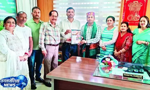 SDM की नई सोच को मिला इक्सीलेंस अवार्ड SDM की नई सोच को मिला इक्सीलेंस अवार्ड