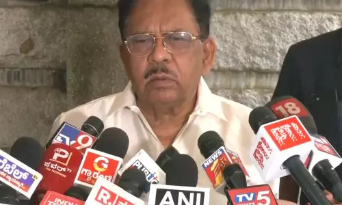 Karnataka के डिप्टी सीएम की मांग: पीएम मोदी सूखे को राष्ट्रीय आपदा घोषित करें, मांगी वित्तीय मदद Karnataka के डिप्टी सीएम की मांग: पीएम मोदी सूखे को राष्ट्रीय आपदा घोषित करें, मांगी वित्तीय मदद