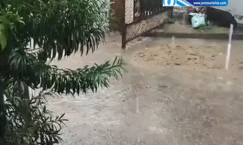 रायपुर में जमकर बारिश हुई, मानसून फिर से एक्टिव रायपुर में जमकर बारिश हुई, मानसून फिर से एक्टिव
