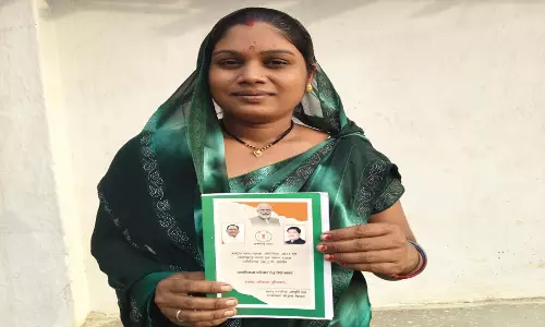 मुख्यमंत्री हेल्पलाइन और सेवा सेतु से बदली हजारों लोगों की जिंदगी मुख्यमंत्री हेल्पलाइन और सेवा सेतु से बदली हजारों लोगों की जिंदगी
