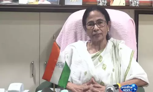 ममता बनर्जी का बयान, दबाव में हैं तो 21 July से पहले चले जाएं