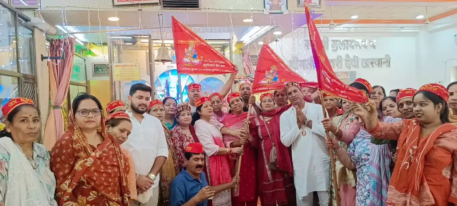Jodhpur: ध्वजारोहण के साथ चालीहा महोत्सव की शुरुआत, गूंजे श्रद्धा के स्वर Jodhpur: ध्वजारोहण के साथ चालीहा महोत्सव की शुरुआत, गूंजे श्रद्धा के स्वर