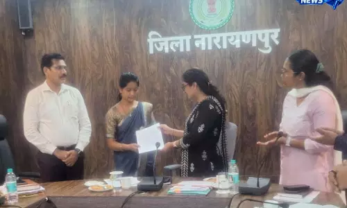 कलेक्टर ने अनुकंपा नियुक्ति पत्र सौंपकर आश्रित परिवार को दिया संबल कलेक्टर ने अनुकंपा नियुक्ति पत्र सौंपकर आश्रित परिवार को दिया संबल