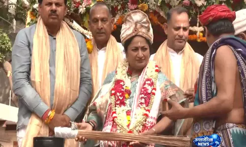 Lord Jagannath Rath Yatra: दिल्ली की सीएम रेखा गुप्ता बनीं मुख्य अतिथि, रोहिणी में उमड़ा भक्तों का जनसैलाब