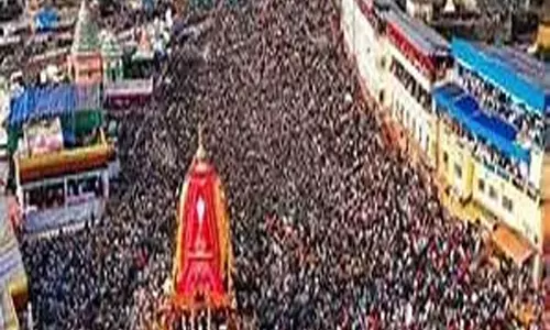 Puri  में रथ खींचने के दौरान भगदड़ जैसे हालात, कई श्रद्धालु घायल