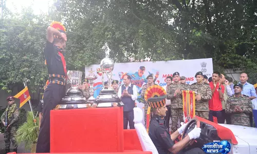 Guwahati ने मशहूर डूरंड कप ट्रॉफ़ी का स्वागत किया और 135वें एडिशन के ट्रॉफ़ी टूर की शुरुआत की