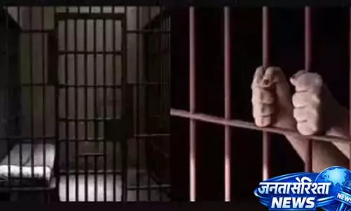 ACB का शिकंजा, जेल अधिकारी और वकील गिरफ्तार ACB का शिकंजा, जेल अधिकारी और वकील गिरफ्तार