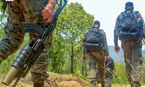 मणिपुर में सशस्त्र उपद्रवियों के खिलाफ अभियान तेज