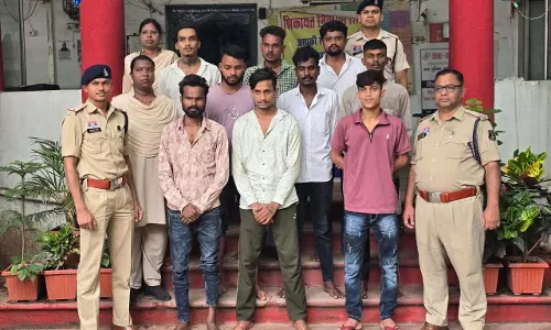 बिलासपुर में फरार वारंटियों पर पुलिस की कार्रवाई, 10 गिरफ्तार बिलासपुर में फरार वारंटियों पर पुलिस की कार्रवाई, 10 गिरफ्तार