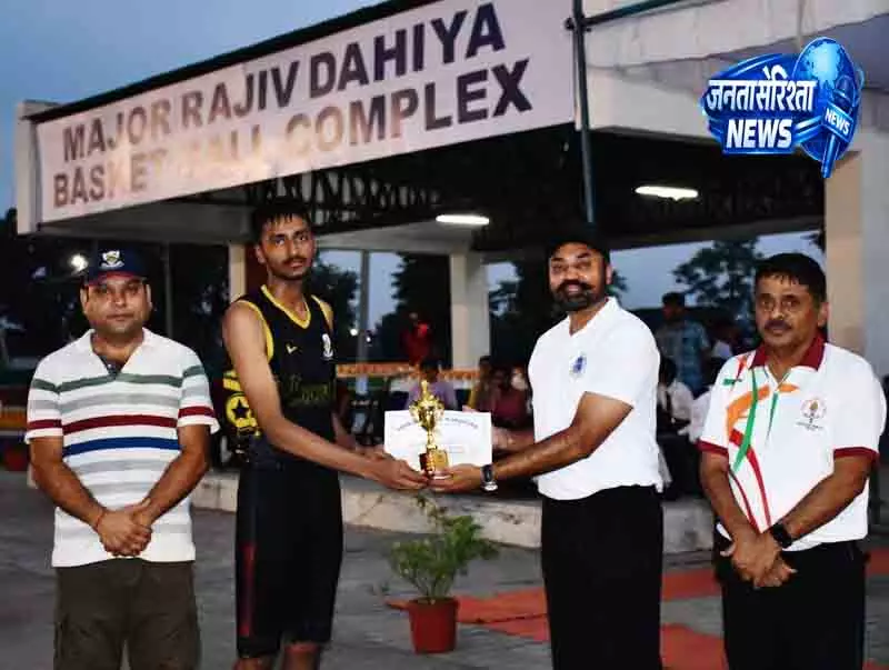 चिलियानवाला हाउस ने सैनिक स्कूल बास्केटबॉल खिताब जीता चिलियानवाला हाउस ने सैनिक स्कूल बास्केटबॉल खिताब जीता