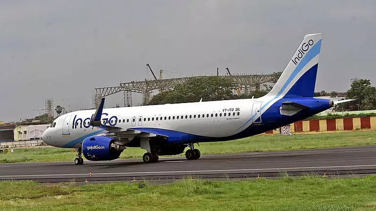 इंडिगो पर पूर्व कर्मचारी के गंभीर आरोप इंडिगो पर पूर्व कर्मचारी के गंभीर आरोप