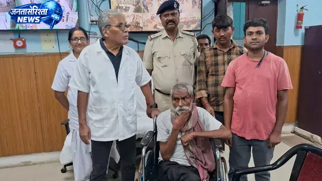 सात महीने बाद घर लौटे लापता नंद किशोर, परिवार से मिलते ही छलक उठीं आंखें सात महीने बाद घर लौटे लापता नंद किशोर, परिवार से मिलते ही छलक उठीं आंखें